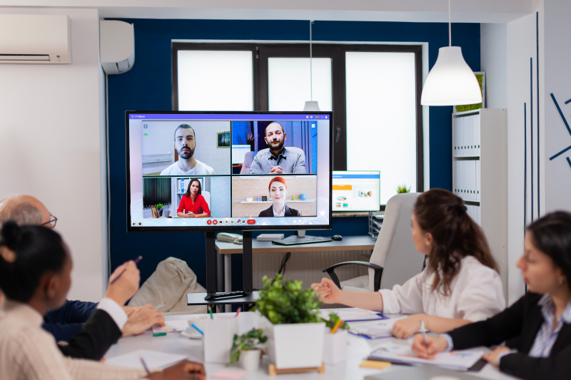 vfi-webinars--to-chuc-hoi-thao-truc-tuyen-mien-phi